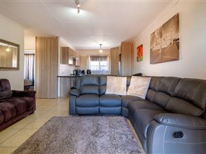 2 Bed Apartment in Honeydew