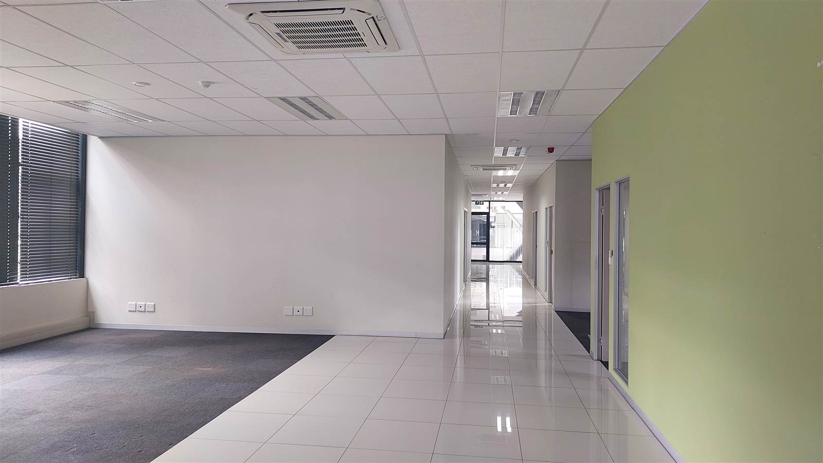 1000  m² Commercial space in Parkhaven photo number 21