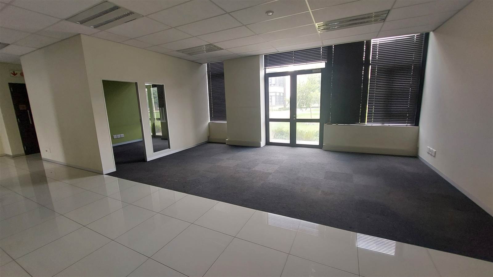 1000  m² Commercial space in Parkhaven photo number 19