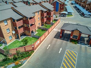 2 Bed Apartment in Dobsonville