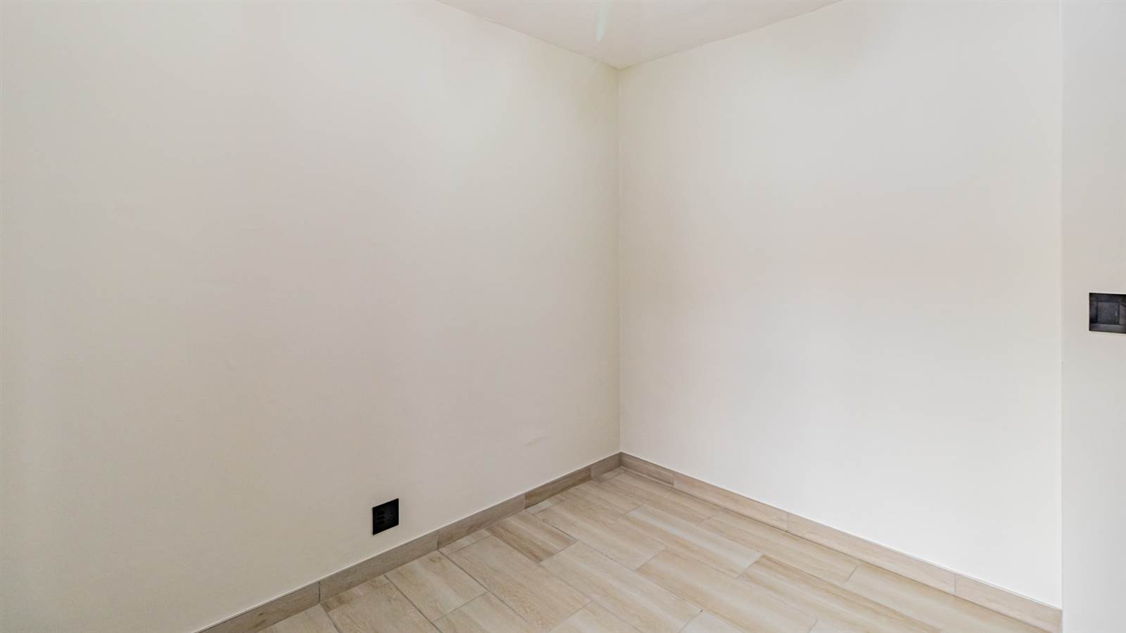 2 Bed Apartment in Eco Park photo number 23