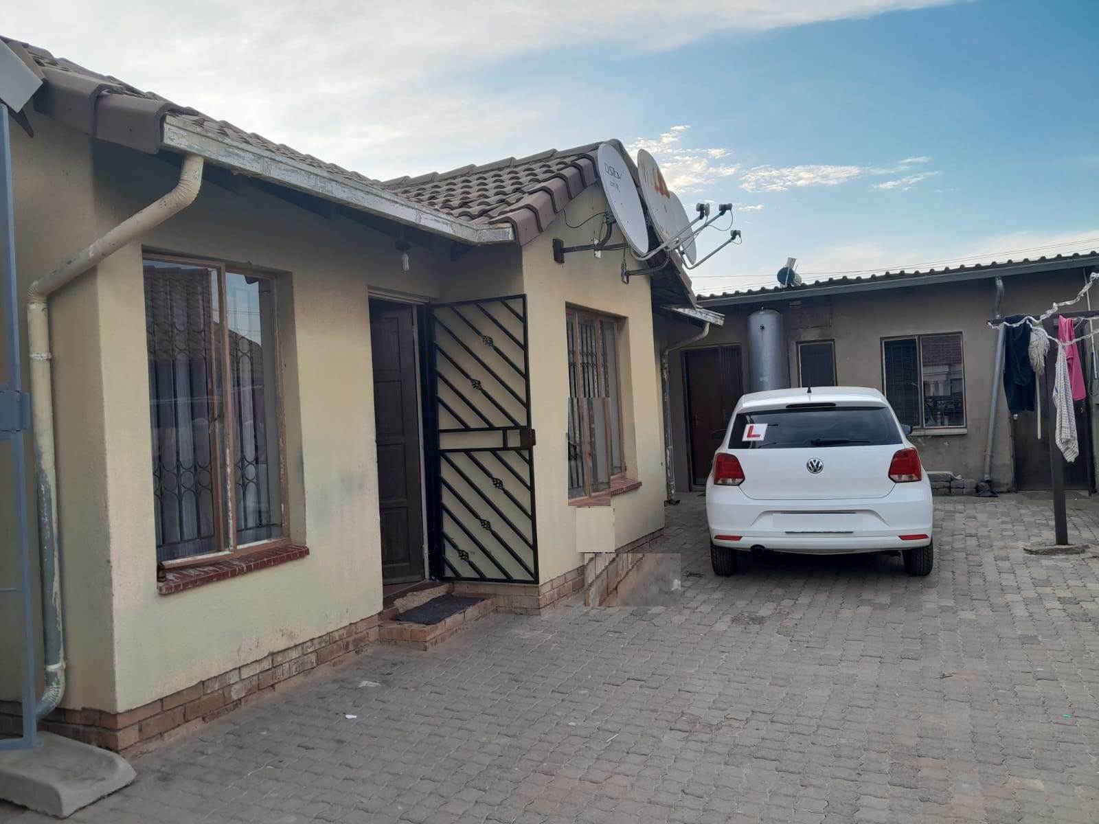 2 Bed House in Rabie Ridge photo number 1