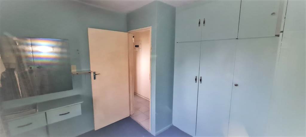 2 Bed Flat in Kenville photo number 5