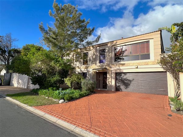 6 Bed House in Tableview