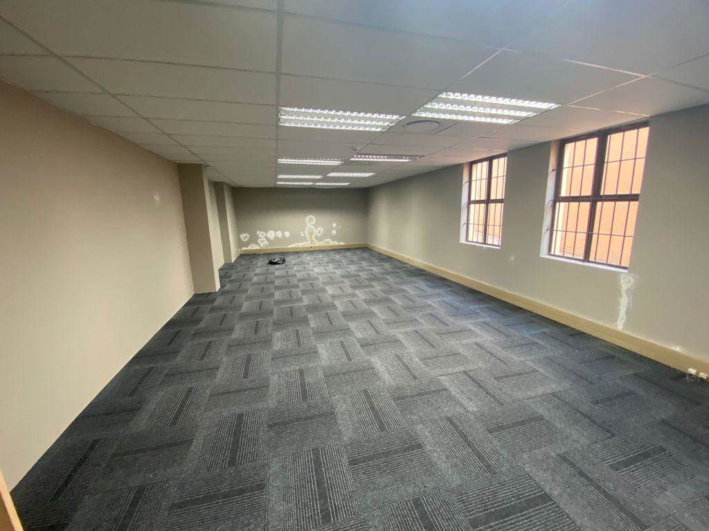 520  m² Commercial space in Houghton Estate photo number 20