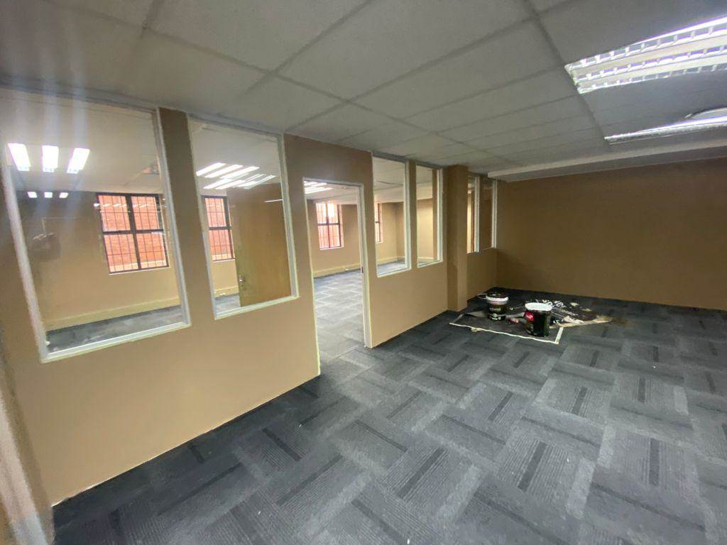 520  m² Commercial space in Houghton Estate photo number 4