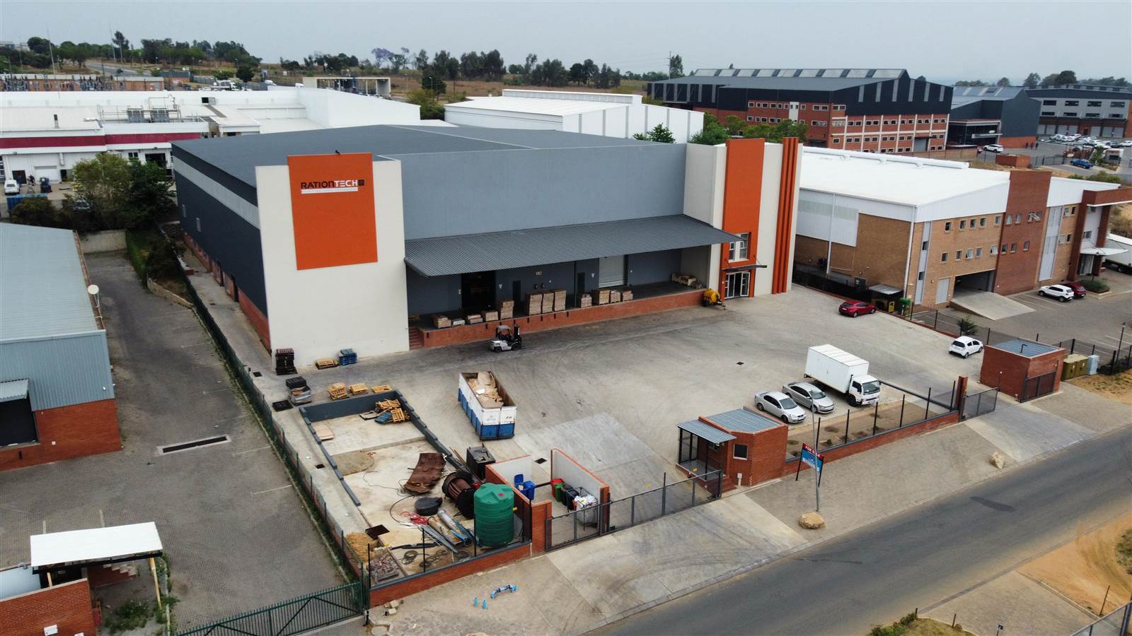 3234  m² Industrial space in Roodepoort Central photo number 1