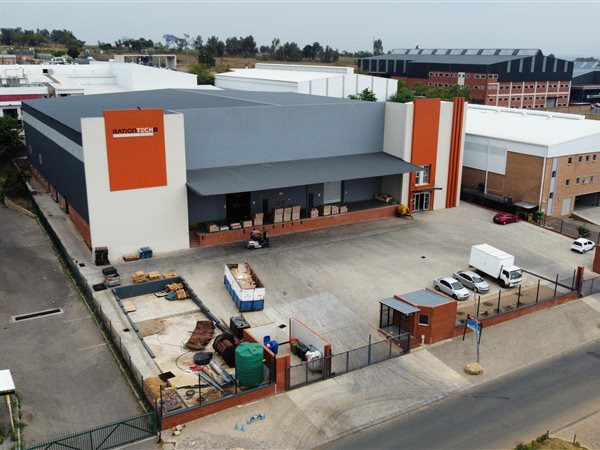 3234  m² Industrial space in Roodepoort Central