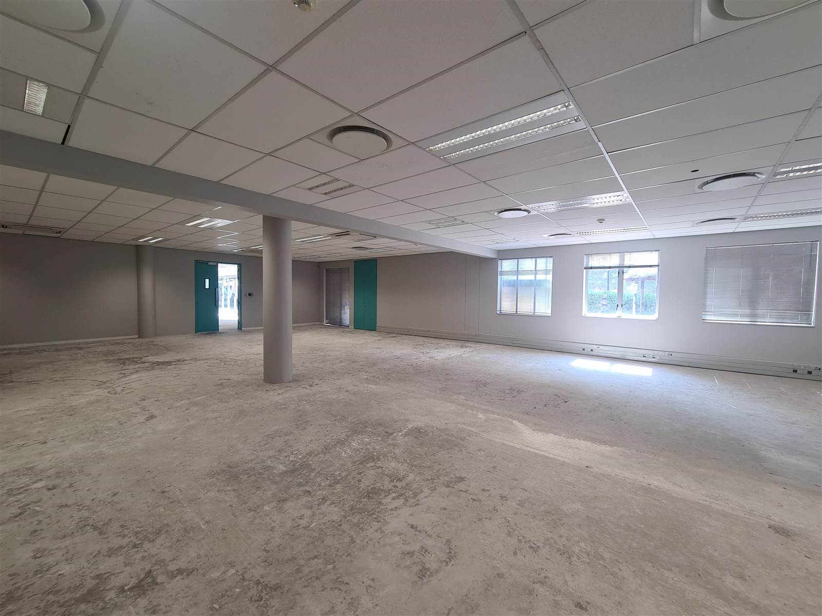 441  m² Commercial space in Longmeadow photo number 3