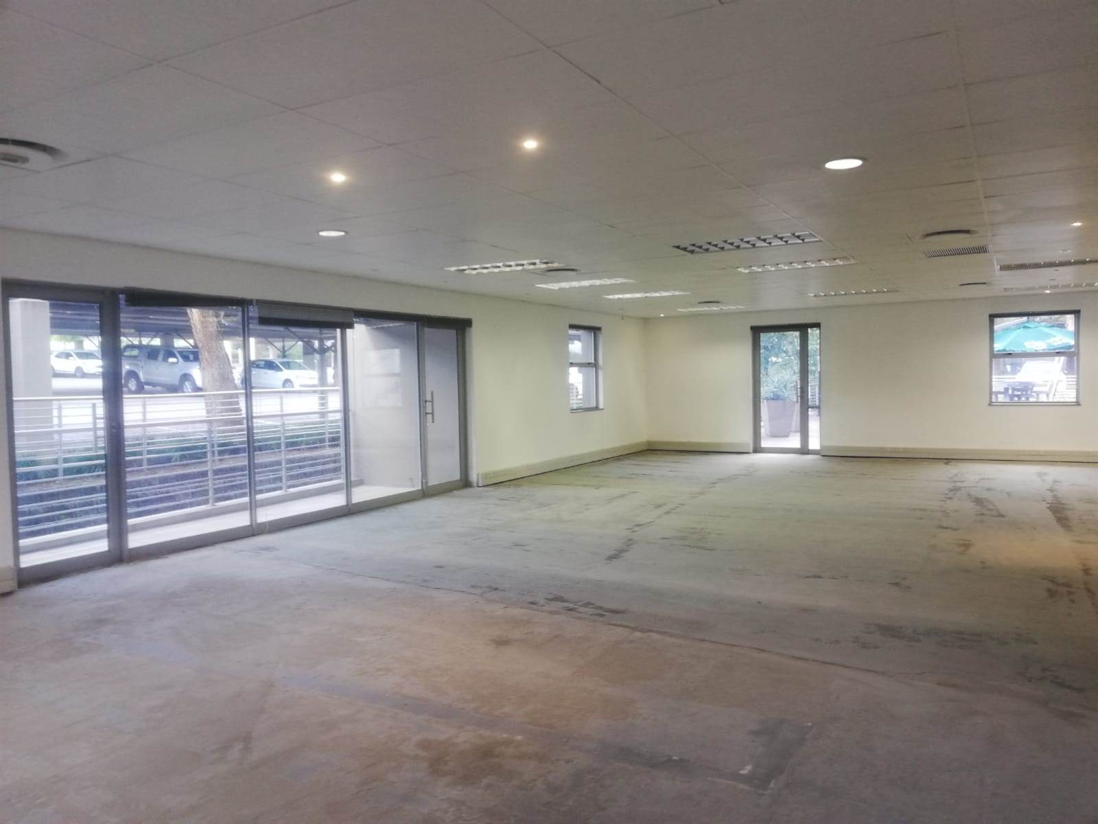 405.9  m² Commercial space in Woodmead photo number 13