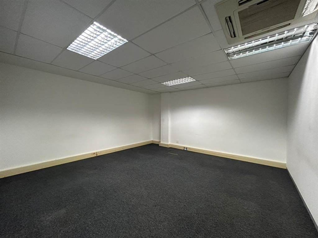 122  m² Commercial space in Horizon View photo number 9