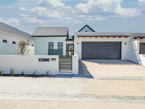 3 Bedroom House 3 Bedroom House