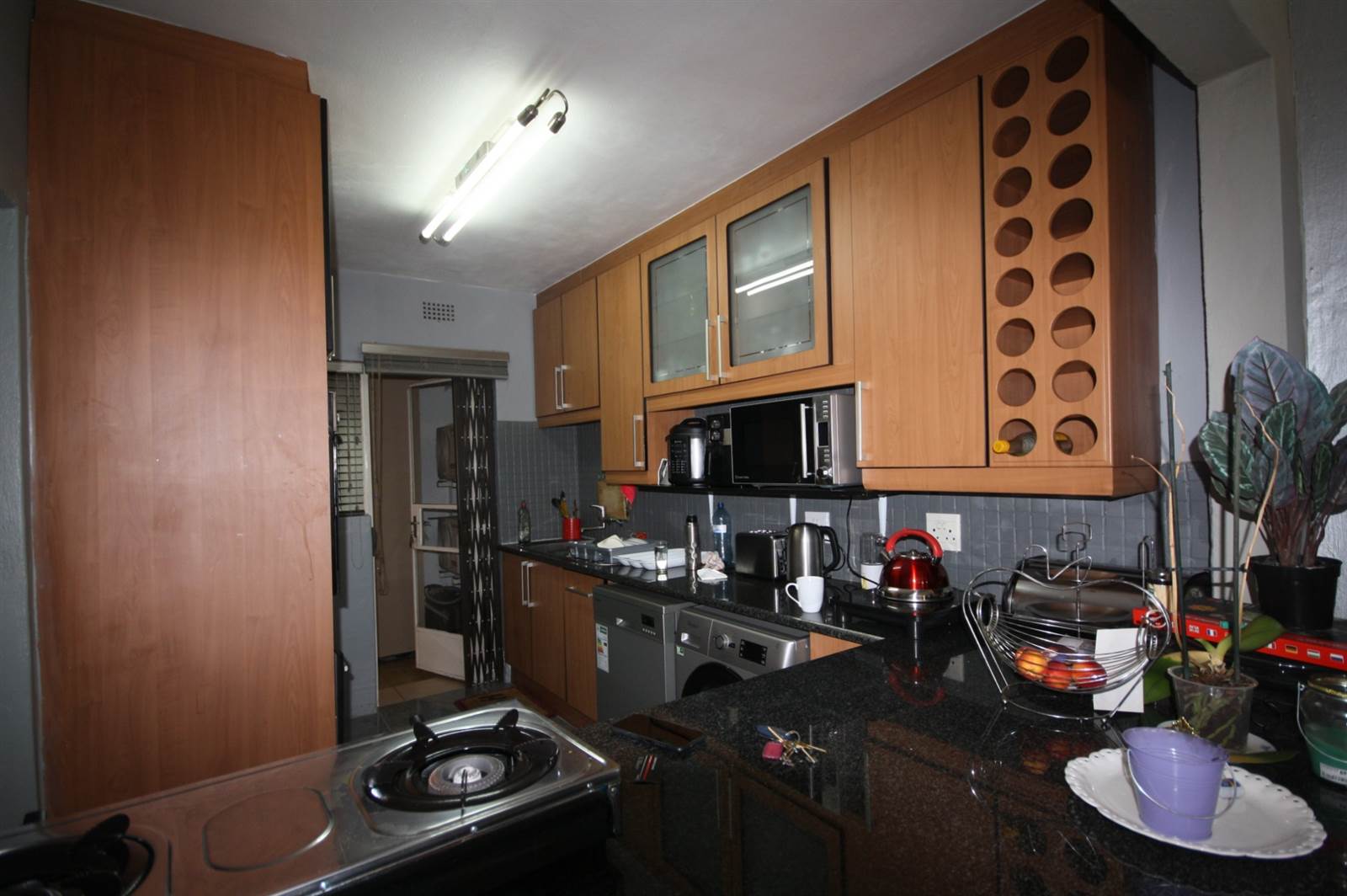 3 Bed Townhouse in Eastleigh photo number 4
