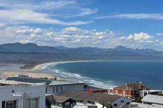 4 Bed Apartment in Plettenberg Bay photo number 3