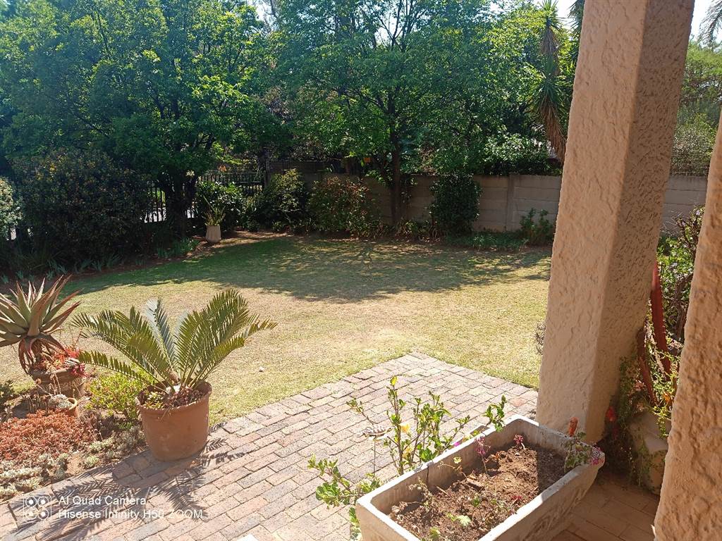 3 Bed House in Glen Marais photo number 28