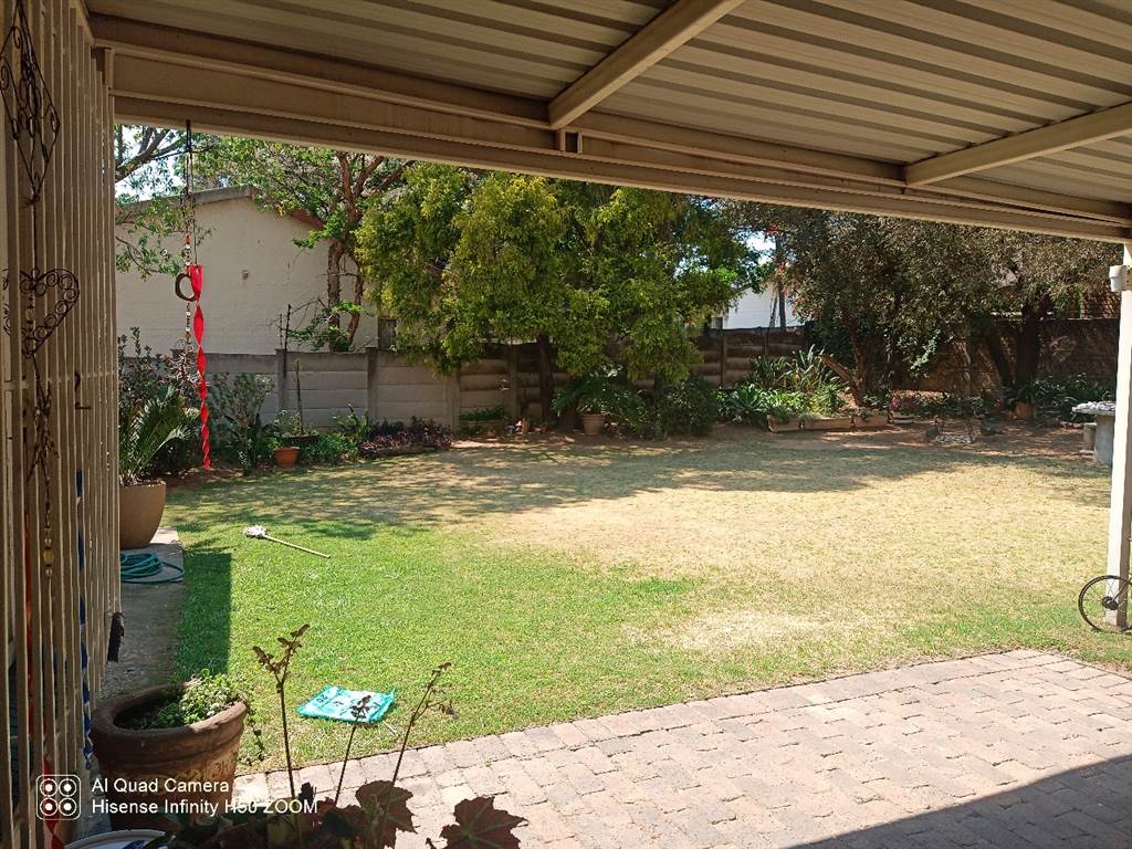 3 Bed House in Glen Marais photo number 25