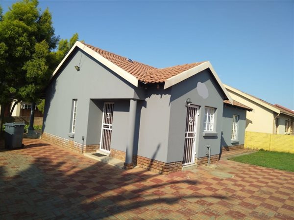 3 Bed Townhouse in Chantelle