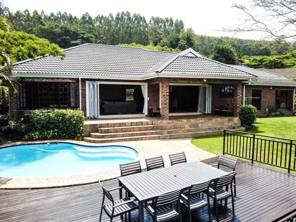 4 Bedroom House 4 Bedroom House