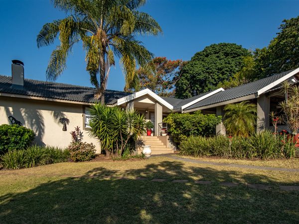 4 Bedroom House 4 Bedroom House