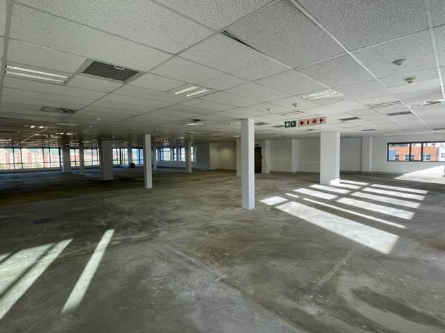791  m² Commercial space in Die Hoewes photo number 5