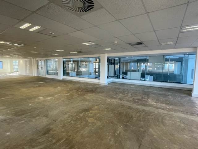 791  m² Commercial space in Die Hoewes photo number 11