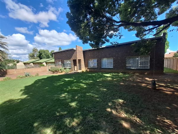 3 Bedroom House 3 Bedroom House