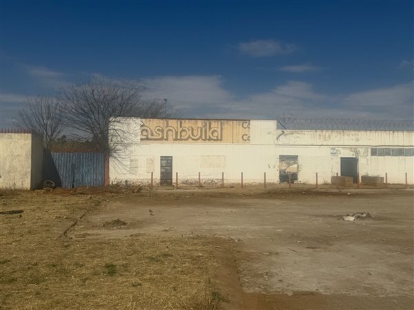 9 032 m² Land 9 032 m² Land