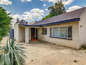 4 Bed House in Kempton Park Ext 2