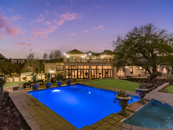 5 Bedroom House 5 Bedroom House