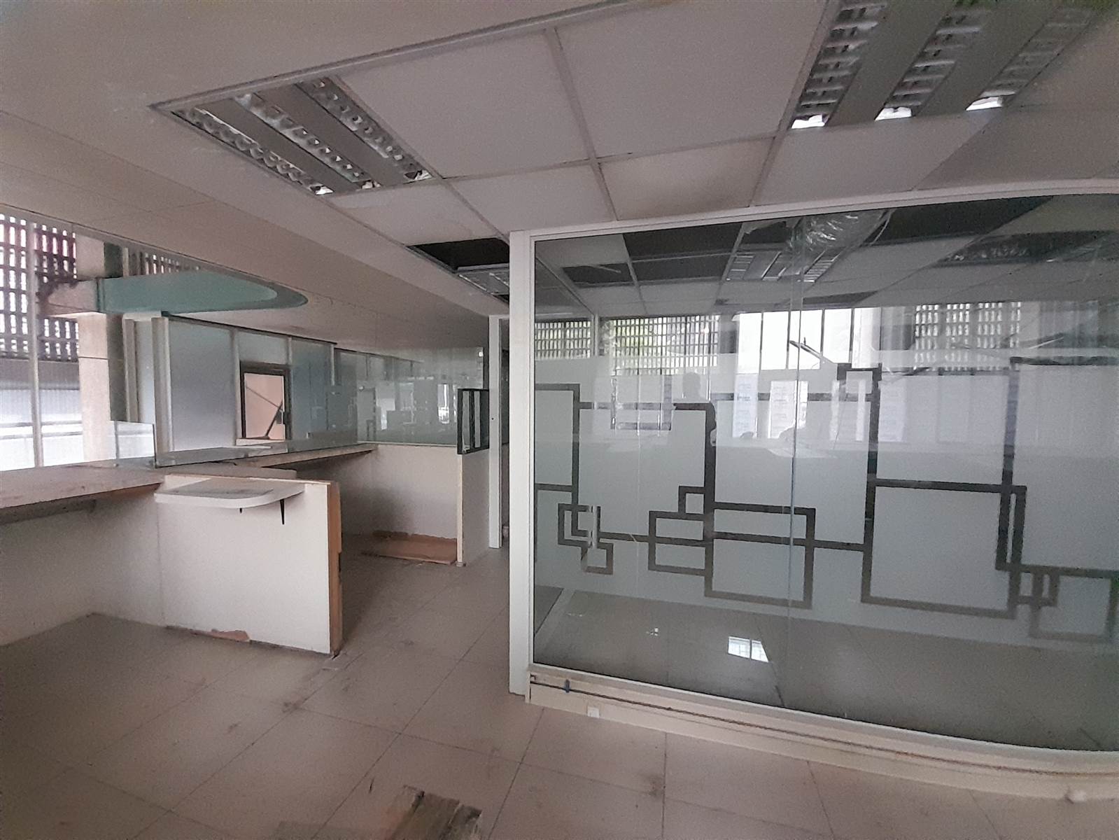 744  m² Commercial space in Durban CBD photo number 3