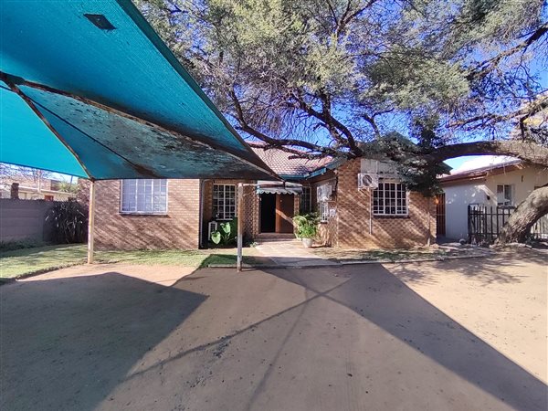 450 m² Commercial space 450 m² Commercial space