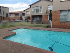 2 Bed Apartment in Vanderbijlpark CE3