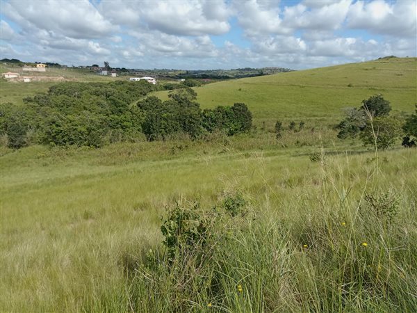 900 m² Land available in Adams Mission