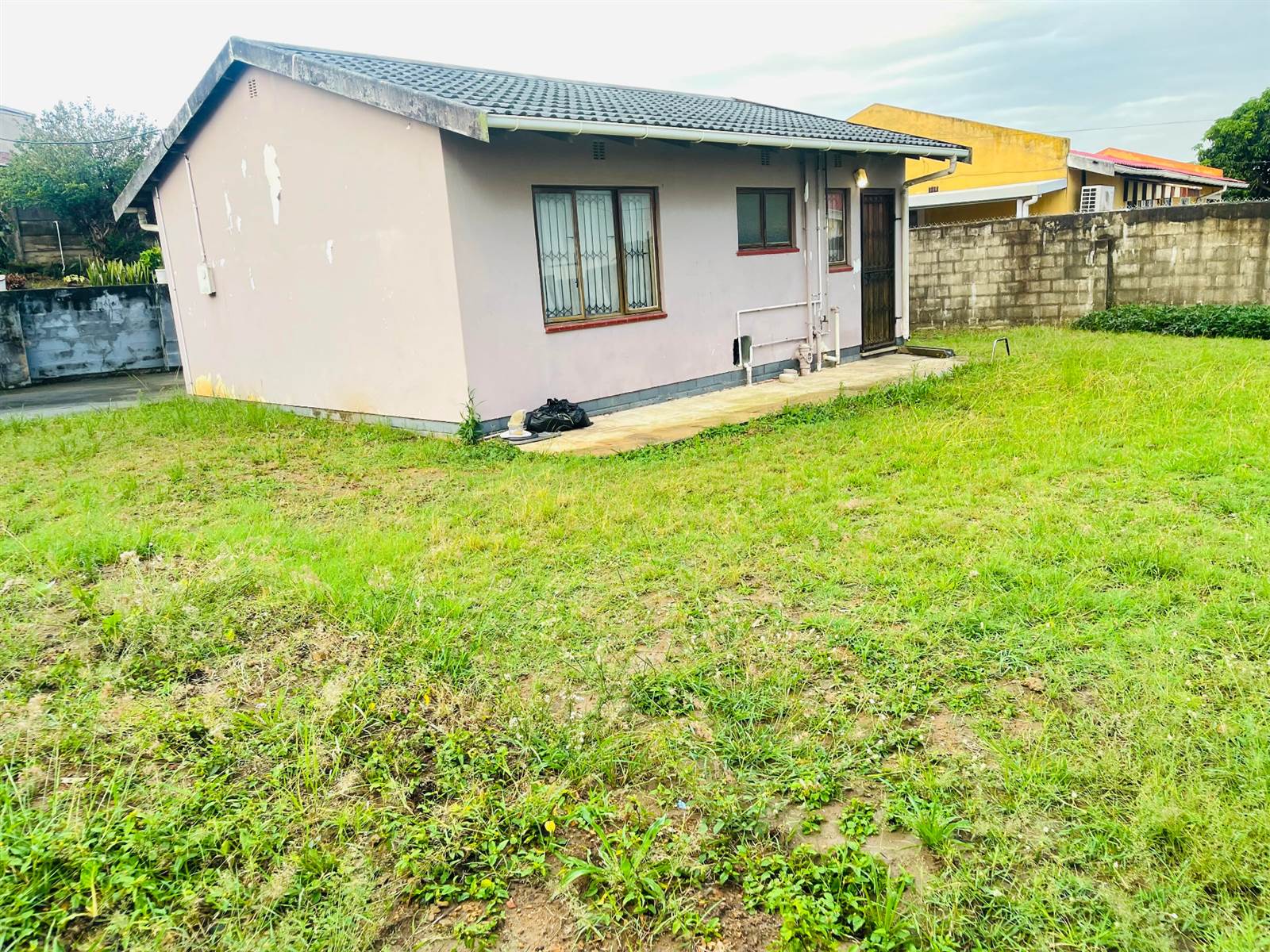 2 Bed House in KwaMashu photo number 14
