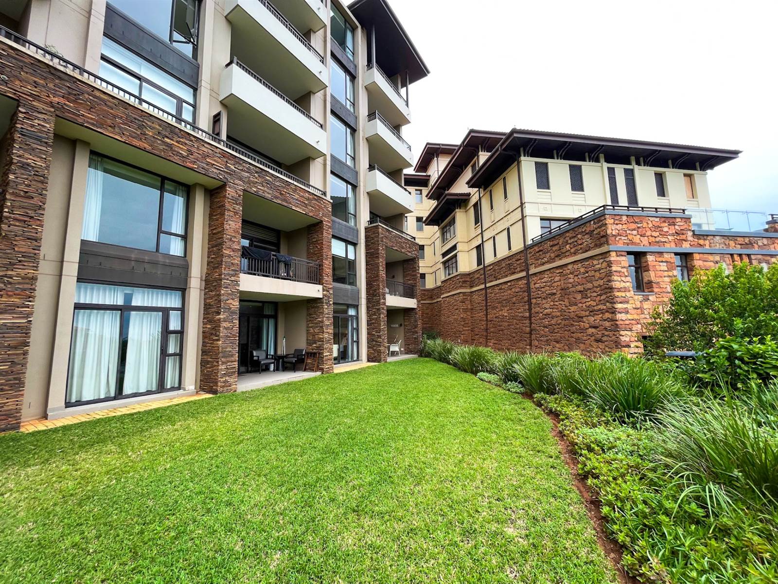 1 Bed Apartment in Zimbali Estate photo number 11