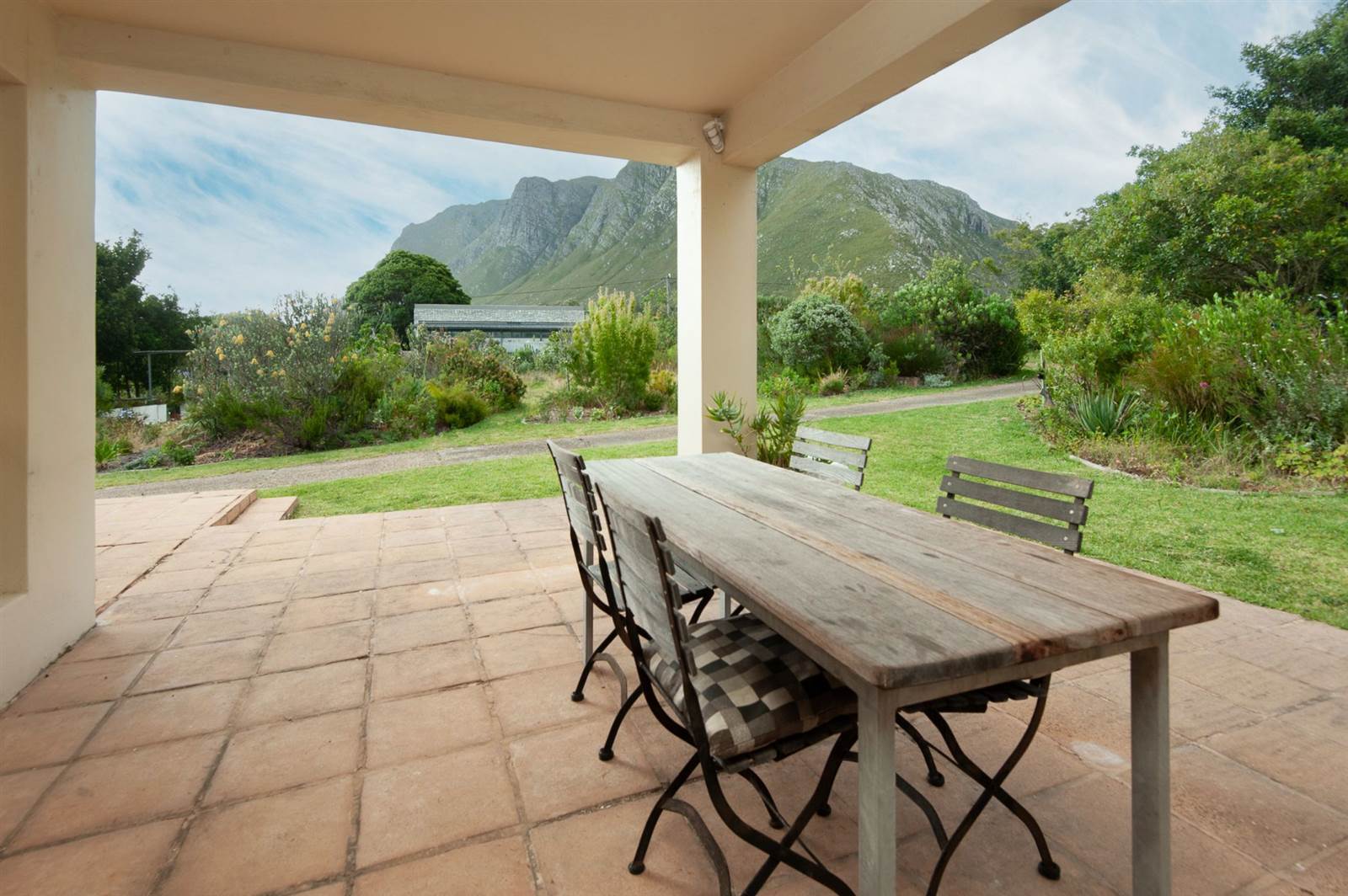 4 Bed House in Bettys Bay photo number 6