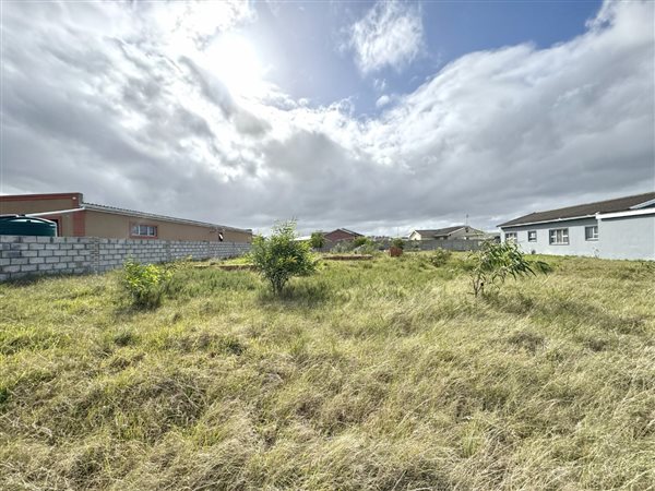 818 m² Land 818 m² Land