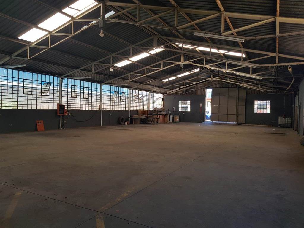 1171  m² Industrial space in Primrose photo number 2