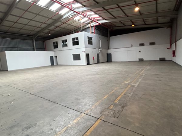 1084  m² Industrial space