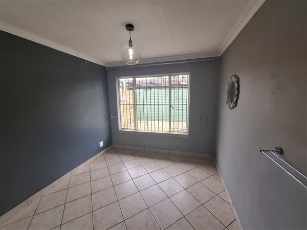 2 Bed Simplex