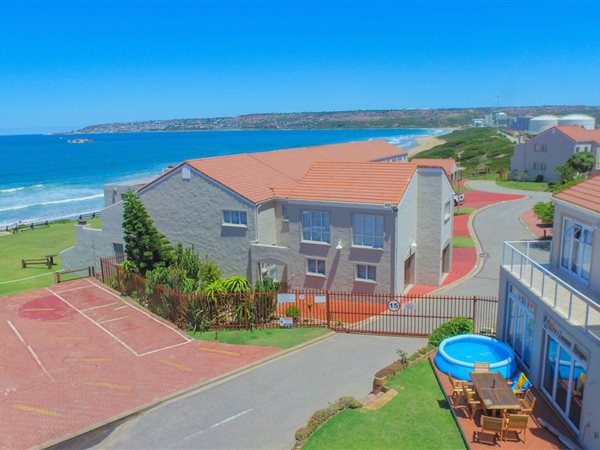 5 Bedroom Townhouse 5 Bedroom Townhouse