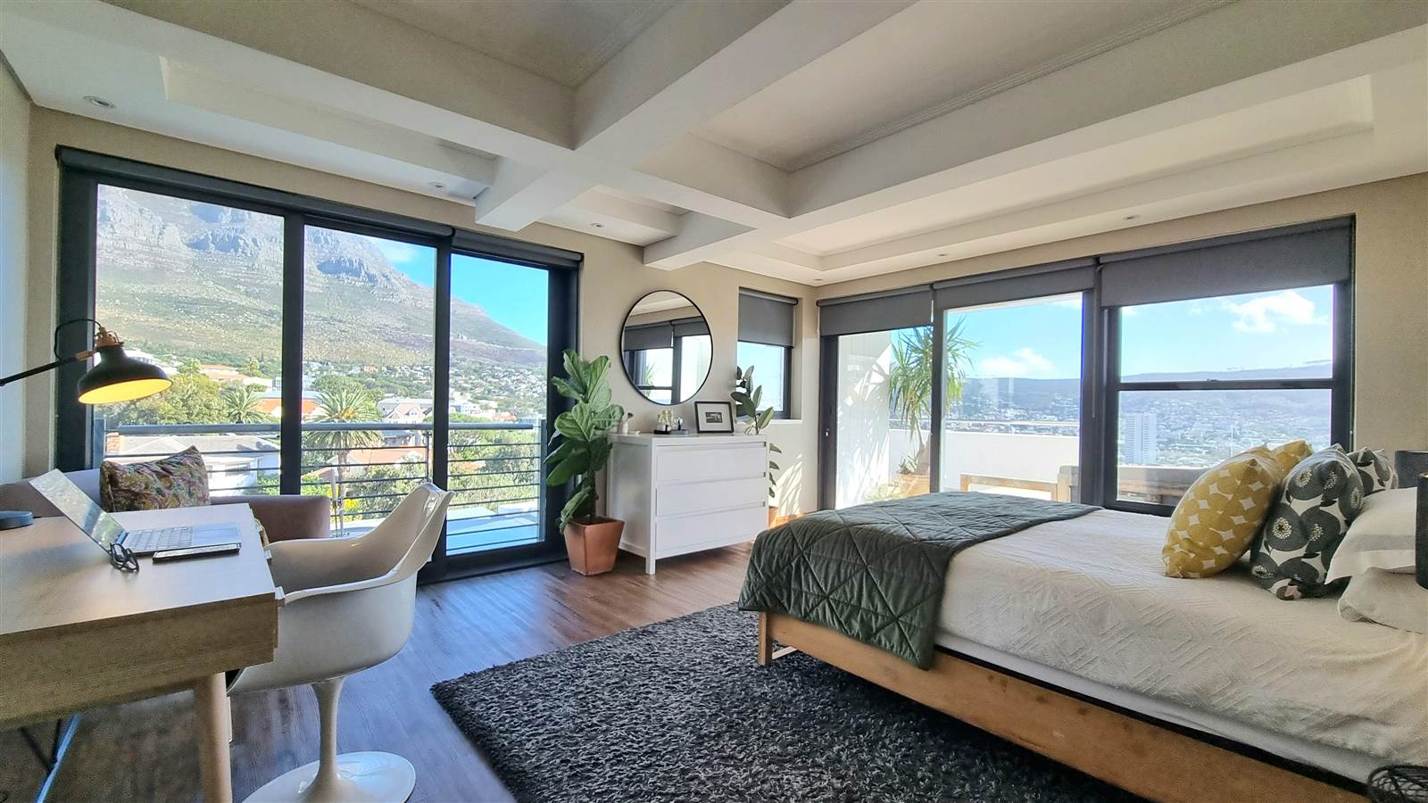 3 Bed Apartment in Vredehoek photo number 10