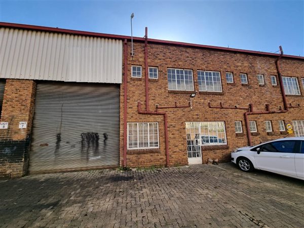 272  m² Industrial space