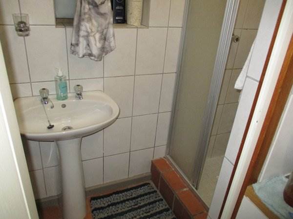 3 Bed House in Hartenbos photo number 13