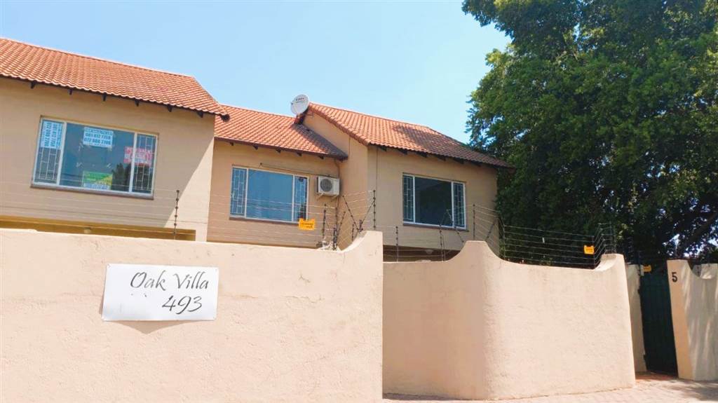 2 Bed Townhouse in Pretoria Gardens photo number 1