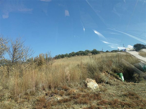 1098 m² Land available in Vaaloewer