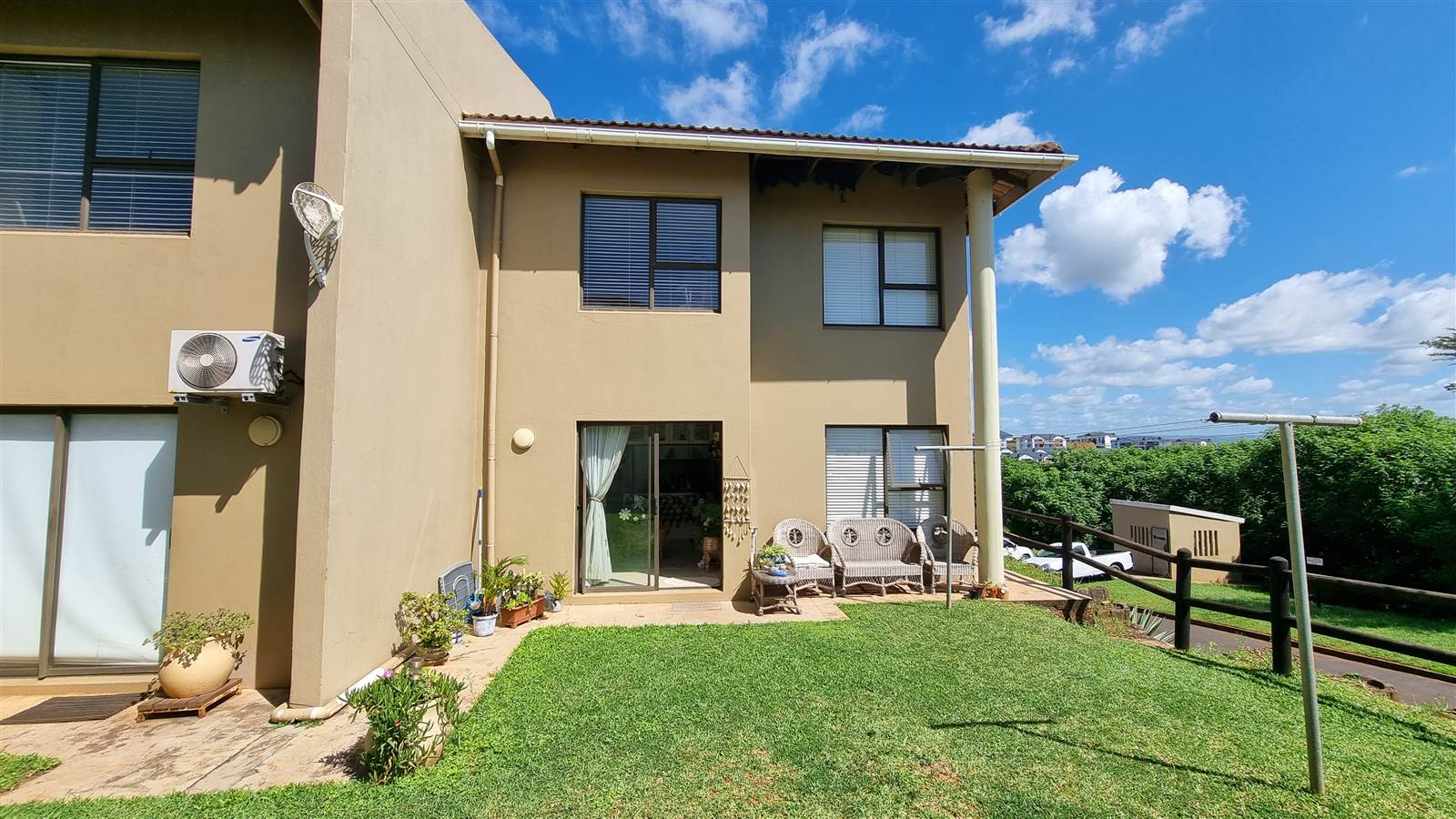 1 Bed Apartment in Ballito photo number 2