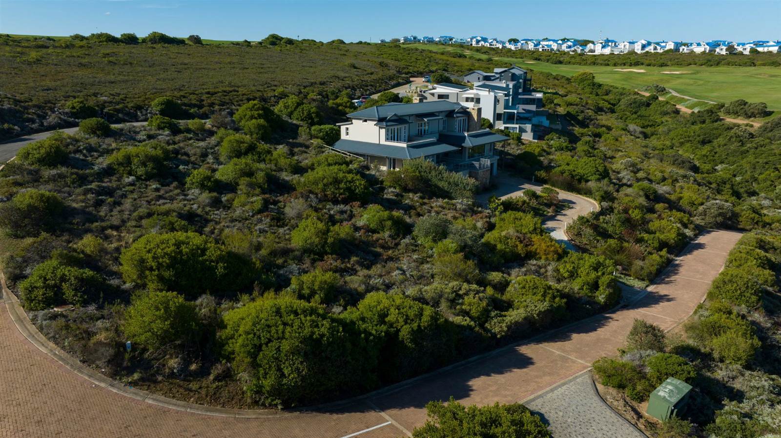1462 m² Land available in Pinnacle Point Golf Estate photo number 2