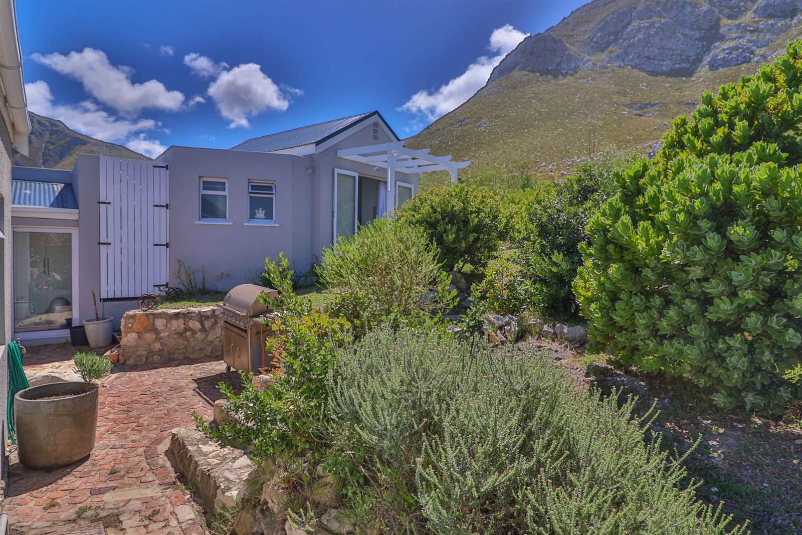 3 Bed House in Bettys Bay photo number 13