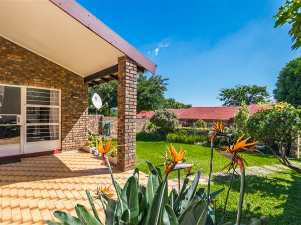 3 Bedroom Townhouse 3 Bedroom Townhouse